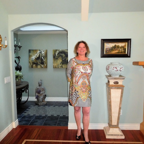 Meet your Posher, Helen - Picture 2 of 2